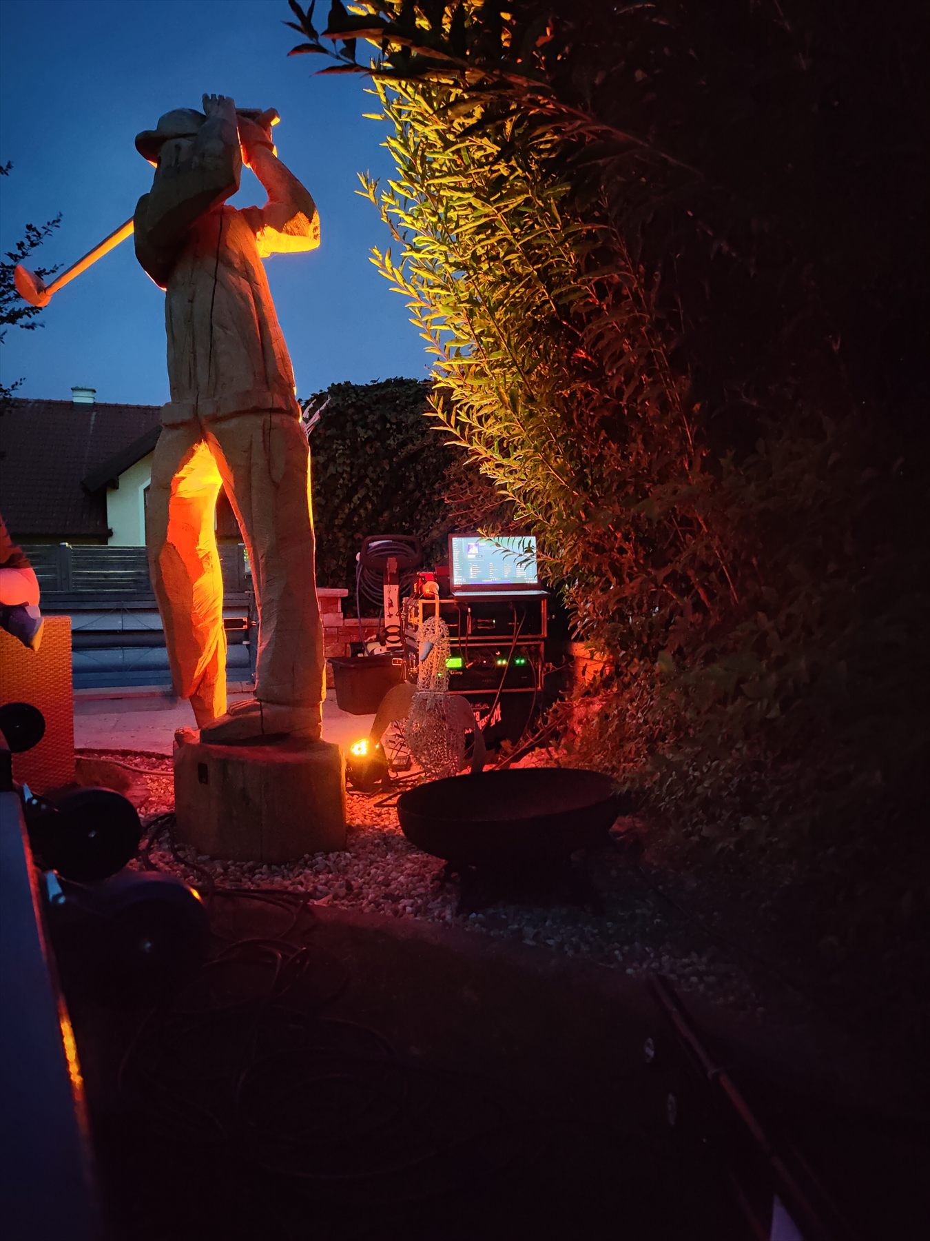 Subwoofer-Stack im Garten