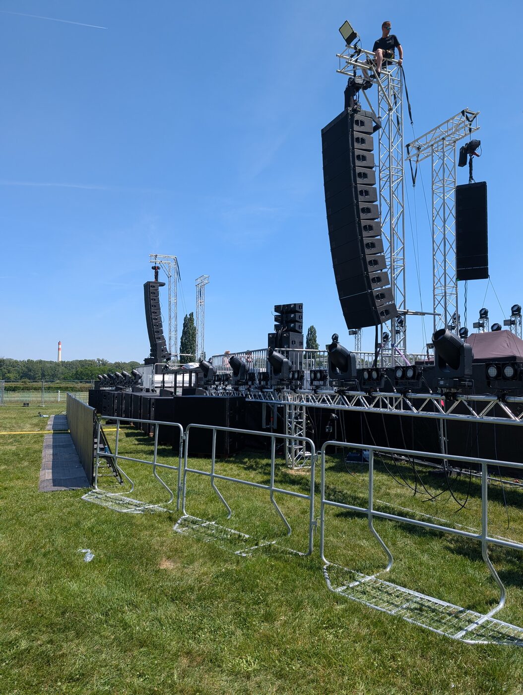 Rigging am Bühnenturm